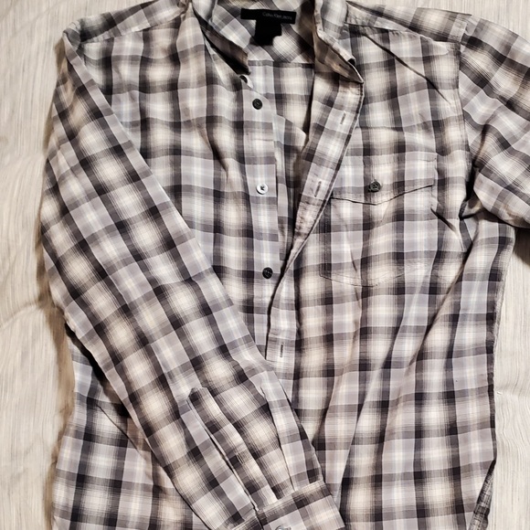 Calvin Klein shirt - Picture 1 of 3
